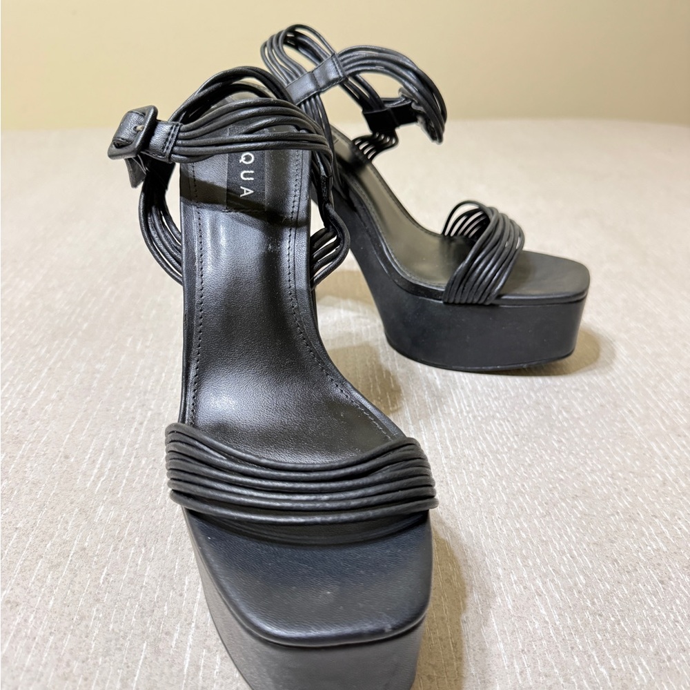 AQUA Black Platform Sandals